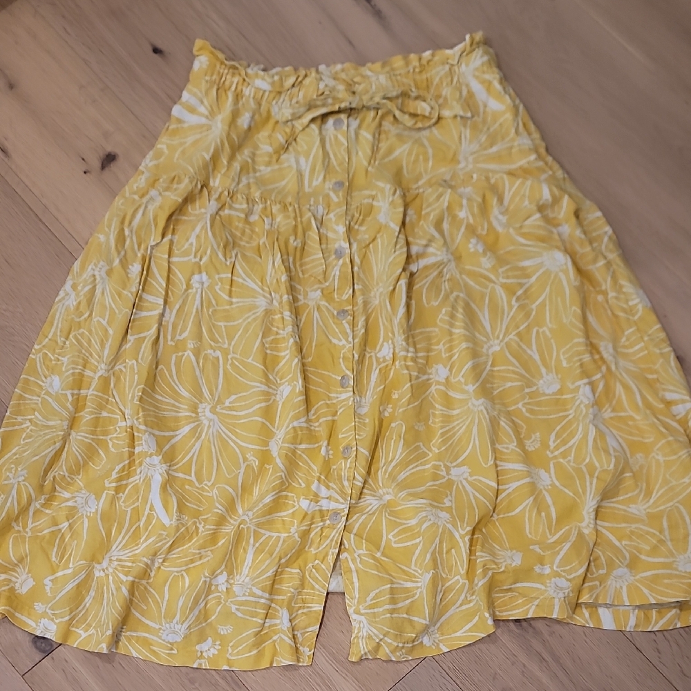 Universal Thread Yellow Floral A-Line Skirt